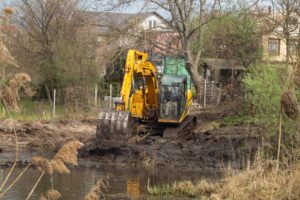 Pond Dredging Equipment Explained Key Features, Applications, and Best Practices