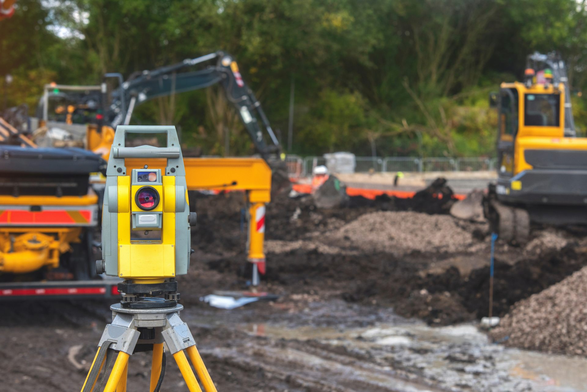 How Real-Time Monitoring and GPS Improve Hydraulic Dredging Accuracy and Efficiency